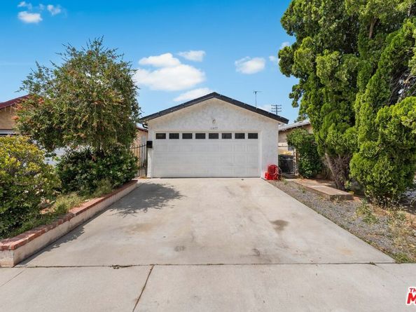 11477 Amboy Avenue, San Fernando CA 91340