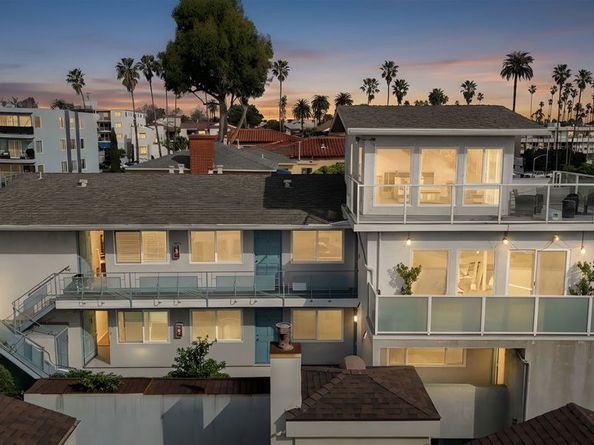 16 38th Place, Long Beach CA 90803