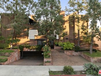 202 San Vicente Boulevard