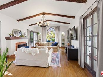 1248 N Everett Street