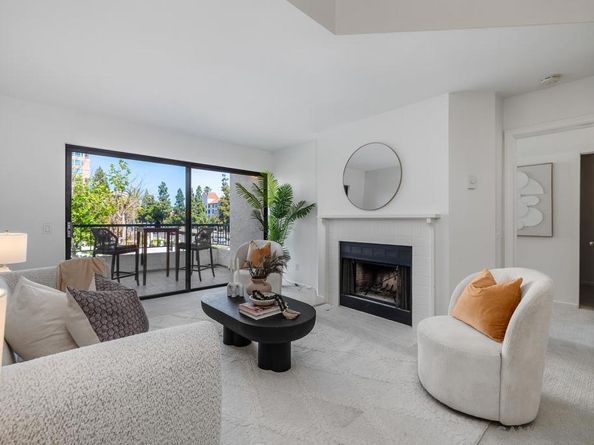 3525 Lebon Dr. 302, San Diego CA 92122