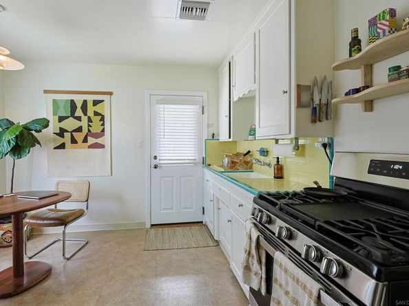 3828 30 Udall St, San Diego CA 92107