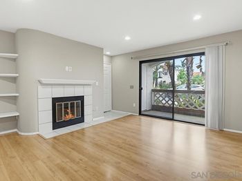 9439 Fairgrove Ln
