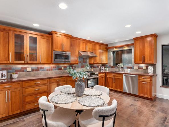 1027 Essex St B, San Diego CA 92103