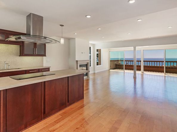 23914 De Ville Way D, Malibu CA 90265