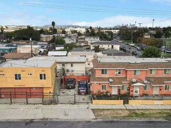 711 W 90th Street
