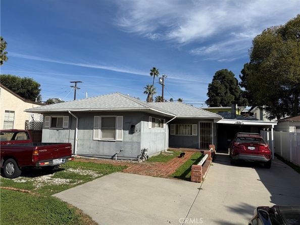 5650 Denny, North Hollywood CA 91601