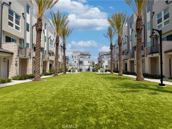 1638 S Urbana Street