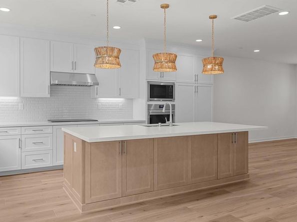 2572 Elderberry Lane, Carlsbad CA 92008