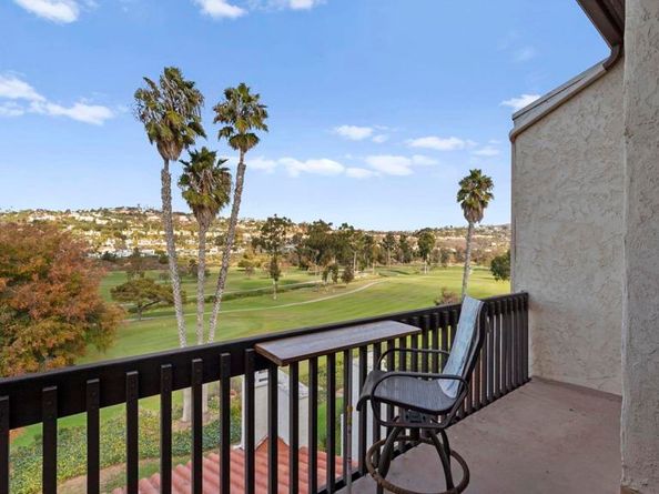 2508 Navarra Drive 424, Carlsbad CA 92009