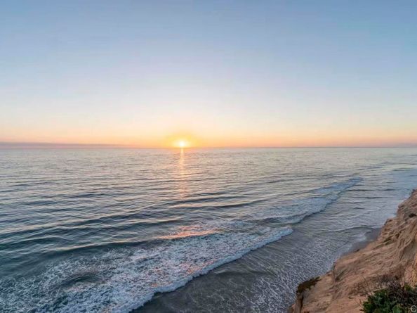 498 Neptune, Encinitas CA 92024