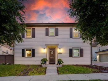 2734 Overlook Point Drive