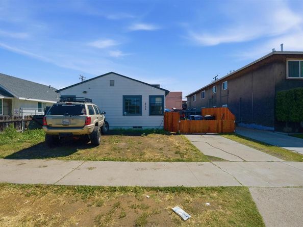 225 Landis Avenue, Chula Vista CA 91910