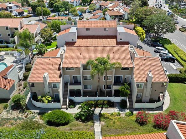 6921 Quail Place E, Carlsbad CA 92009