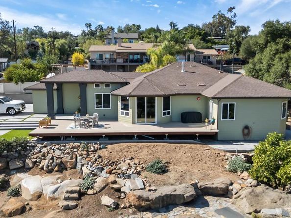 296 East Lane, El Cajon CA 92021