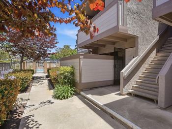 9209 Village Glen Drive