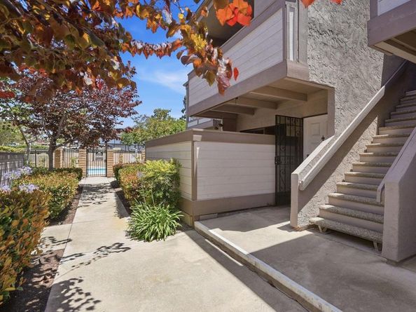 9209 Village Glen Drive 143, San Diego CA 92123