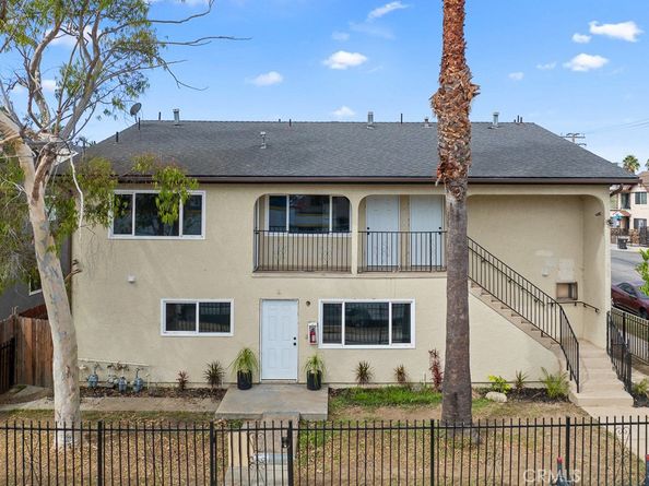 943 N Washington Place 4, Long Beach CA 90813