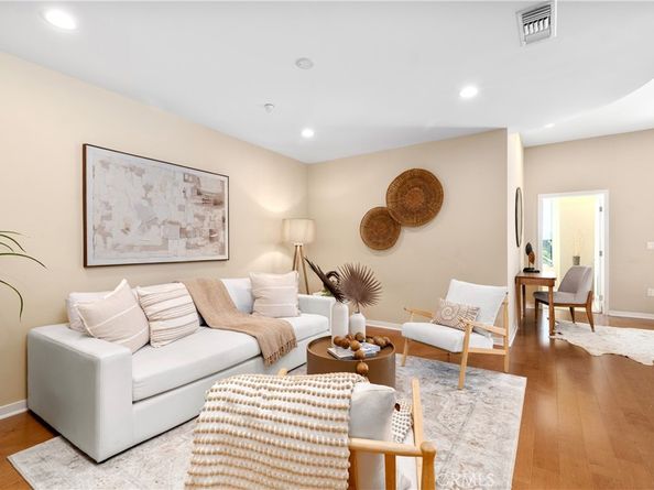 21 Gramercy 312, Irvine CA 92612