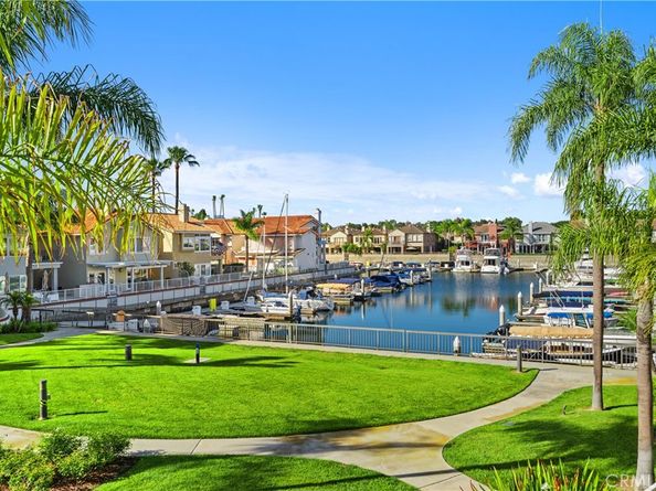 331 Parsons Landing, Long Beach CA 90803