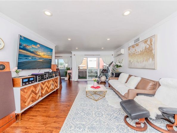 358 S Gramercy Place 201, Los Angeles CA 90020