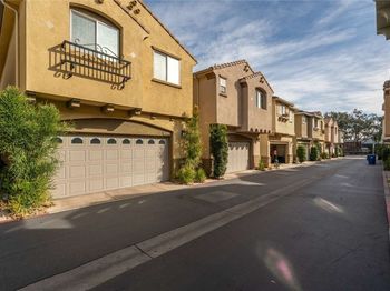 9562 Sundance Street