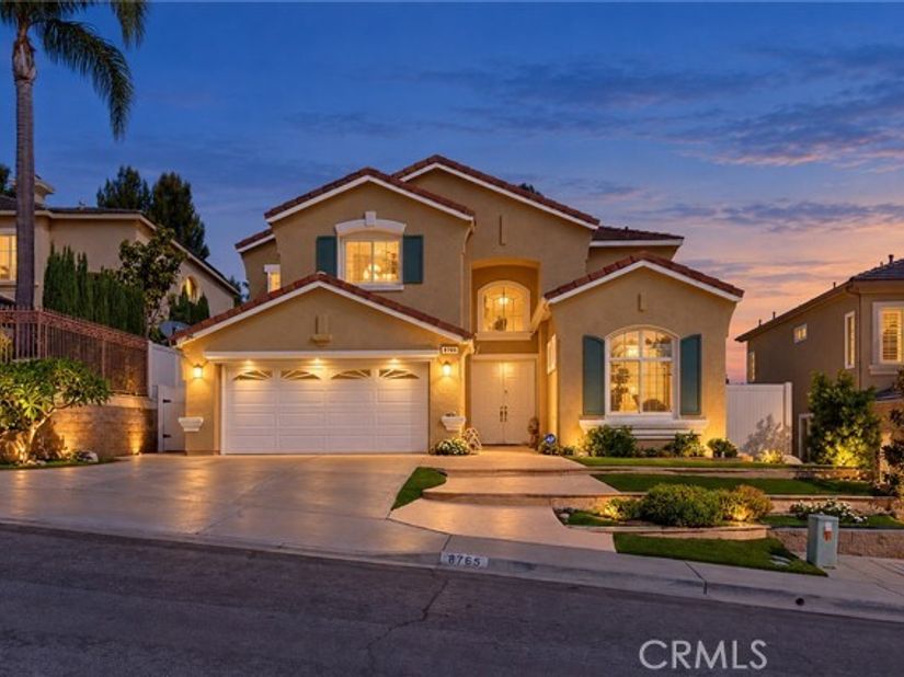 8765 E Banner Ridge, Anaheim CA 92808