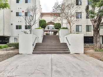 700 W 3rd