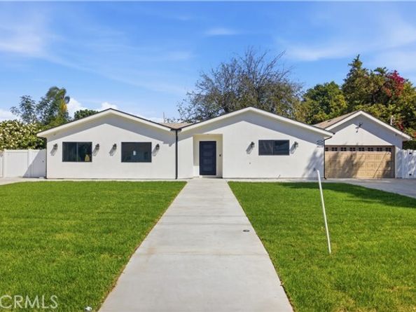8542 De Celis Pl, North Hills (los Angeles) CA 91343