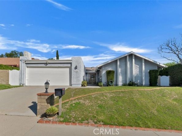 17567 Doric Street, Granada Hills (los Angeles) CA 91344