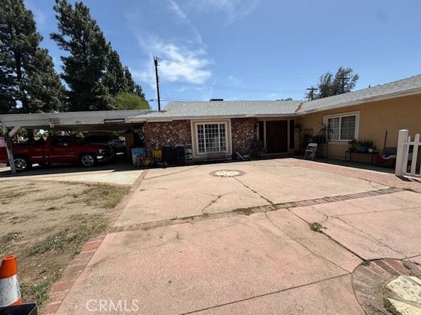 12112 Hoyt Street, Sylmar (los Angeles) CA 91342