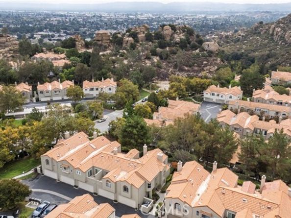 22371 Mission Circle, Chatsworth (los Angeles) CA 91311