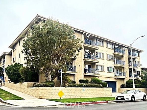 1110 W 10th Street 105, San Pedro (los Angeles) CA 90731