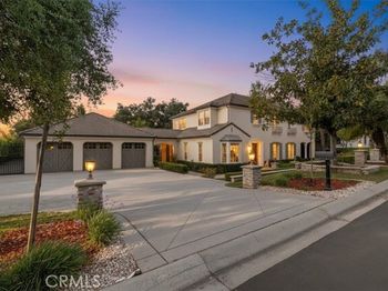 729 Carriage House Dr.