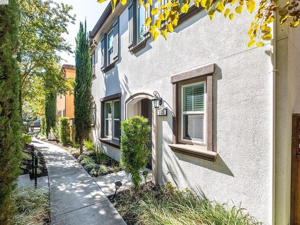 3135 Vittoria Loop, Dublin CA 94568