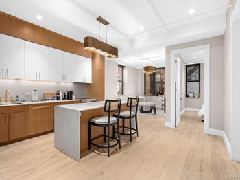 24 W 30TH Street