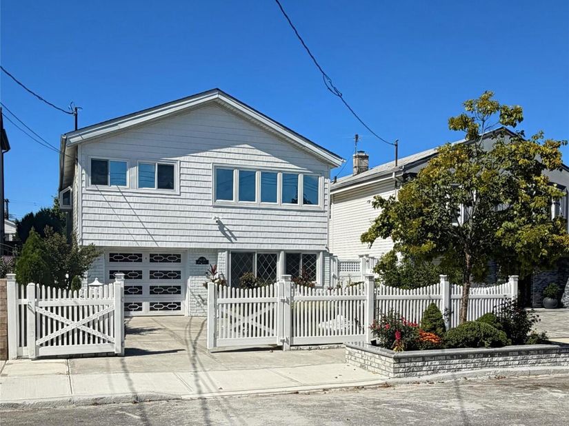 160-28 87th Street, Howard Beach NY 11414