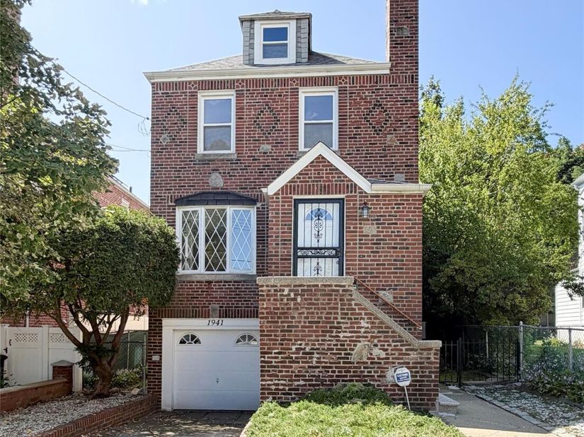 1941 Yates Avenue, Bronx NY 10461
