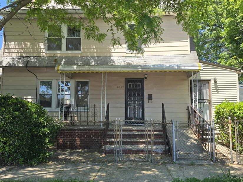 104-49 209th Street, Queens Village NY 11429