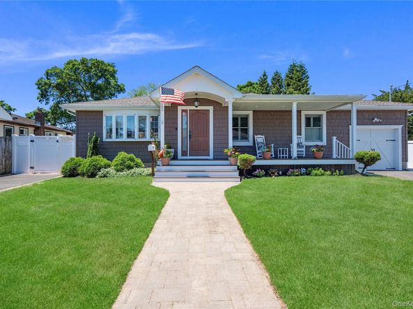 190 Sexton Road, West Babylon NY 11704