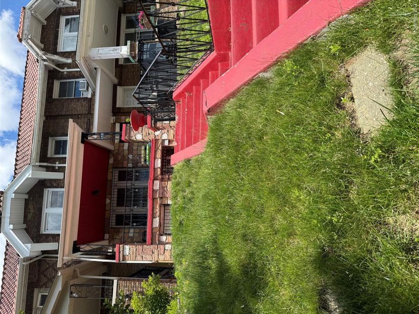 155 Sunnyside Avenue, Brooklyn NY 11207
