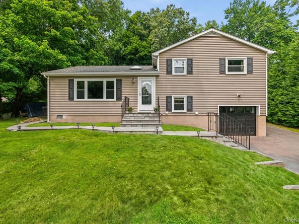 17 Ridge Road, Cortlandt Manor NY 10567