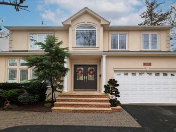 3056 Valentine Place