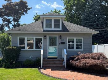 62 Willett Avenue