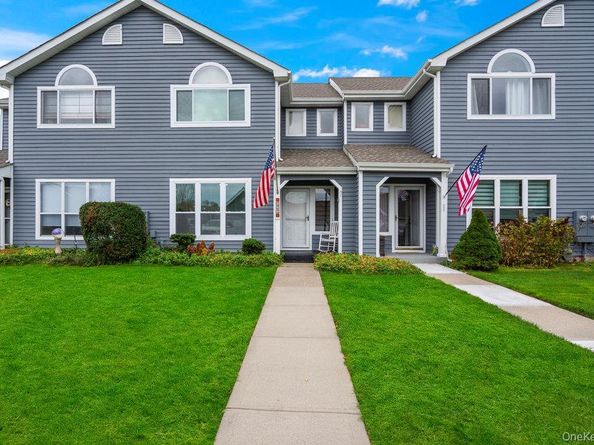 824 Birchwood Park Drive, Middle Island NY 11953
