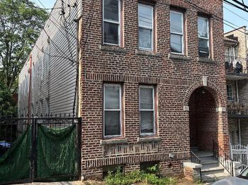 632 E 223rd Street
