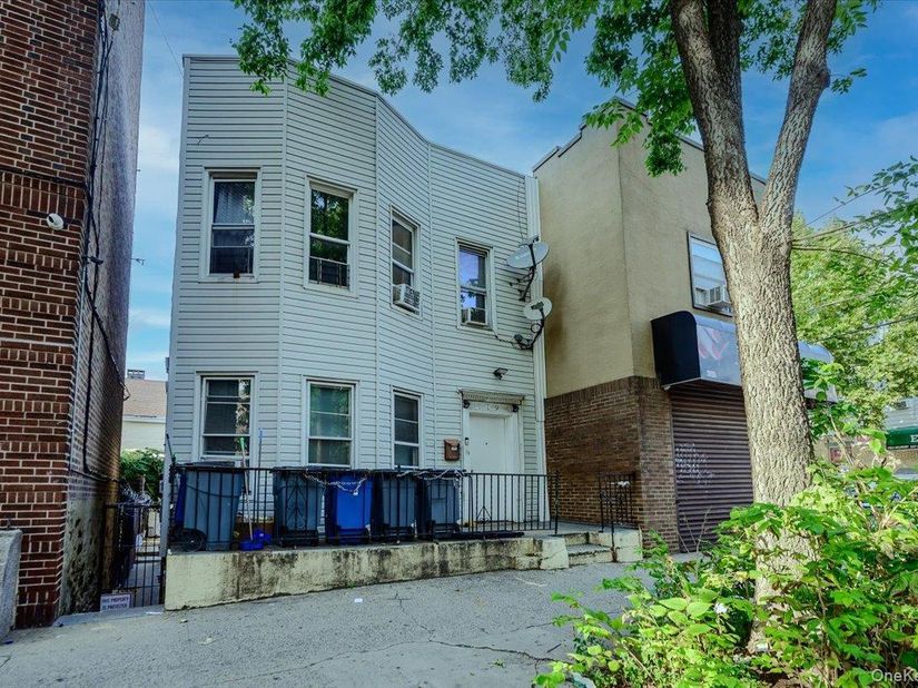719 Van Nest Avenue, Bronx NY 10462