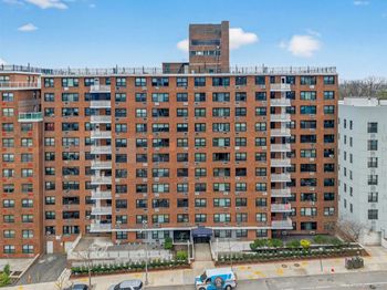 123-40 83 Ave