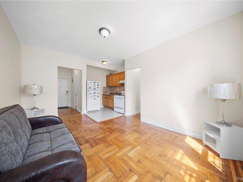 1372 Shakespeare Avenue 4D, Bronx NY 10452