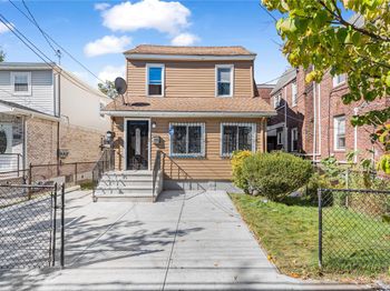 11570 Newburgh Street